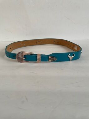 Ladies Turquoise Silver Creek Leather Belt Size 30
